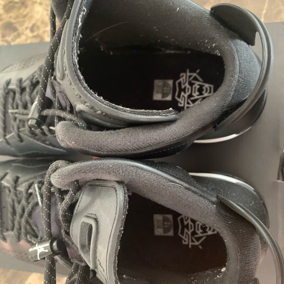 Air Jordan 6 Retro - Picture 3 of 6